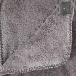 Fleecedecke In Grau 9 Fleecedecke In Grau -Heimtextilien Geschäft atmosphera createur dinterieur fleecedecke in grau 2