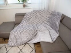 Deluxe Design Wohndecke Welle In Grau -Heimtextilien Geschäft traumschloss deluxe design wohndecke welle in grau 2